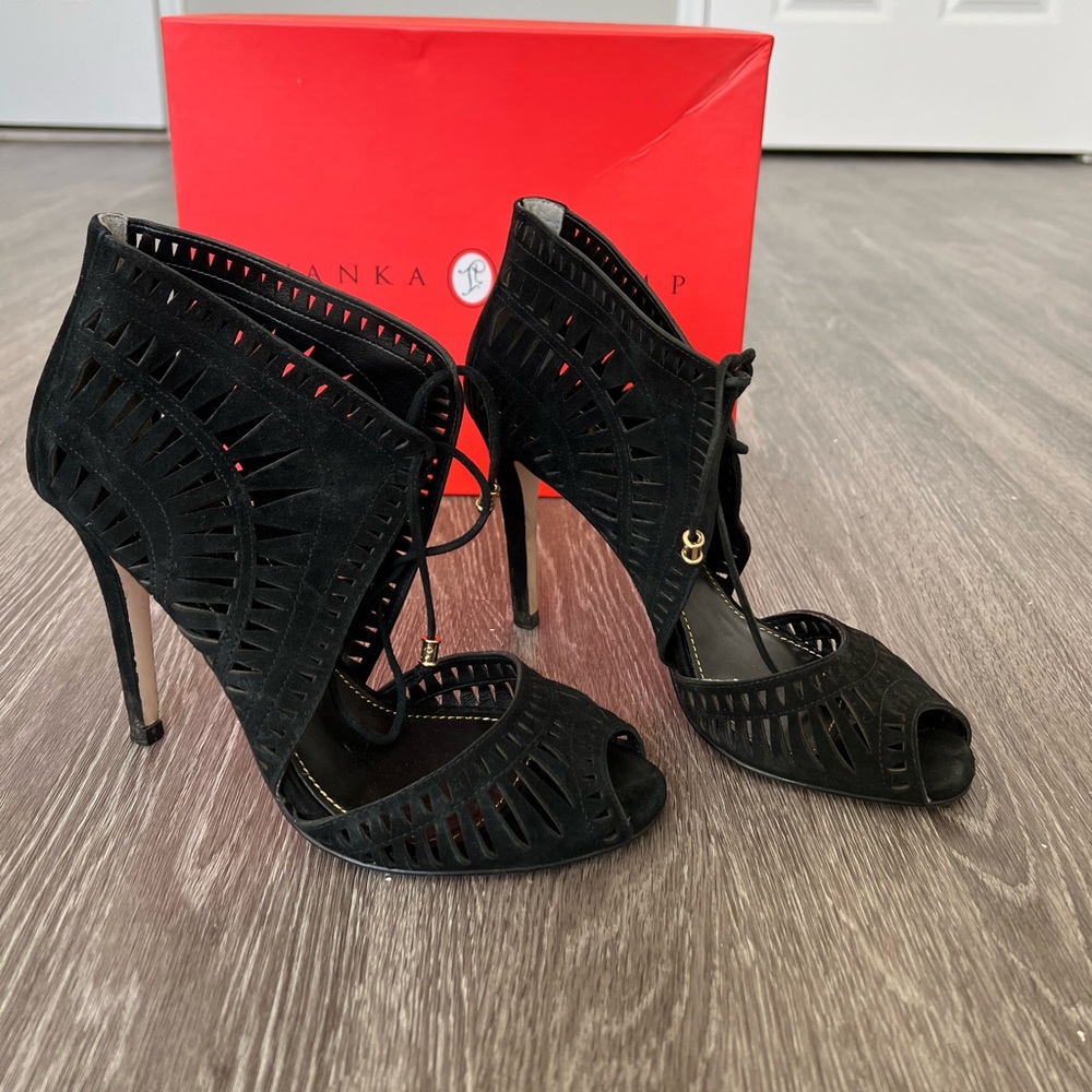 Ivanka Trump Delfina Pumps